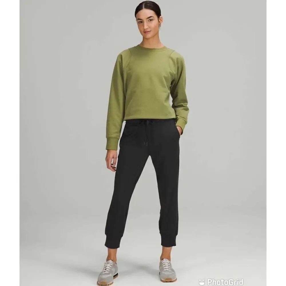 Lululemon Ready to Rulu High-Rise Cropped Jogger